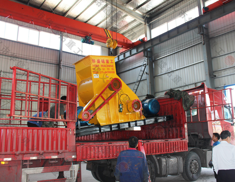 華盛銘小型號煤矸石雙級粉碎機(jī)深受煤矸石親睞