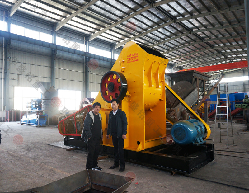 雙級粉碎機(jī)
